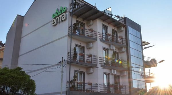 Garni Hotel Ema – savremen boravak u dinamičnom delu grada