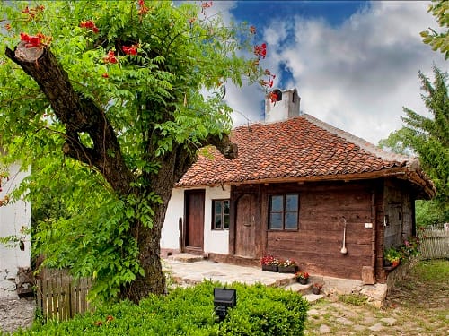 Kuća Čolovića – spoj tradicije i savremenog komfora u srcu Šumadije